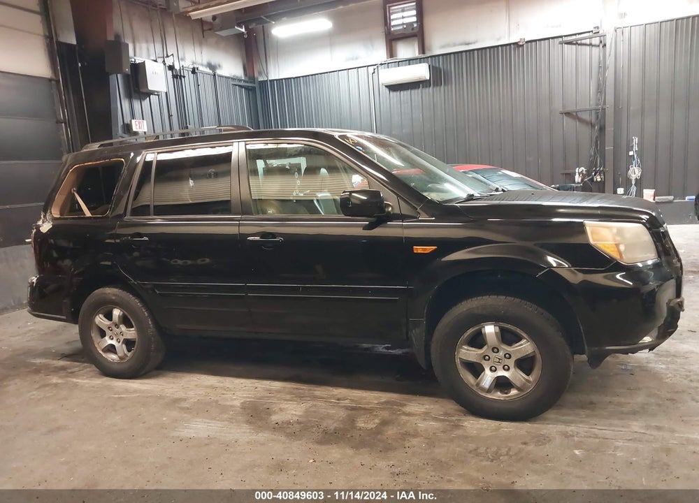 2008 HONDA PILOT EX-L VIN: 5FNYF18588B024423