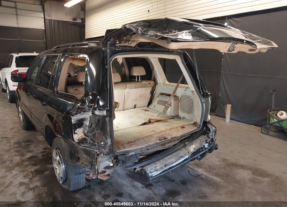 2008 HONDA PILOT EX-L VIN: 5FNYF18588B024423