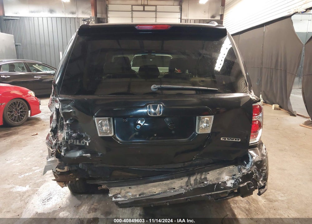 2008 HONDA PILOT EX-L VIN: 5FNYF18588B024423