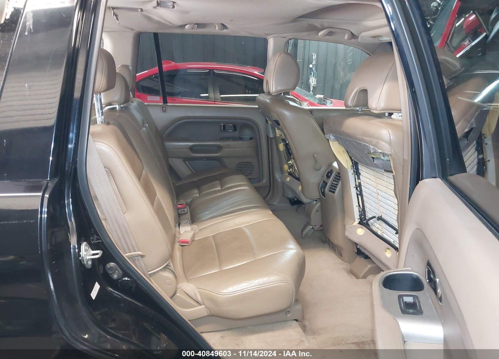 2008 HONDA PILOT EX-L VIN: 5FNYF18588B024423