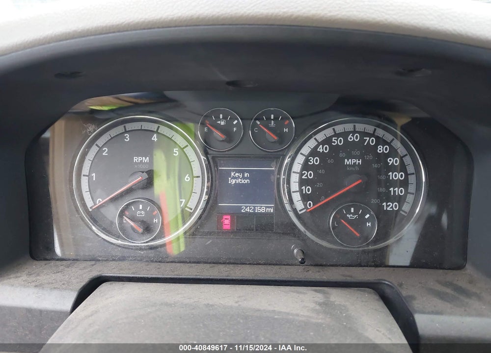 2011 RAM 1500 SLT VIN: 1D7RV1CTXBS600686