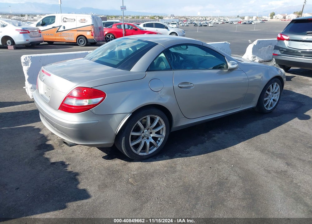 2005 MERCEDES-BENZ SLK 350 VIN: WDBWK56F25F042041