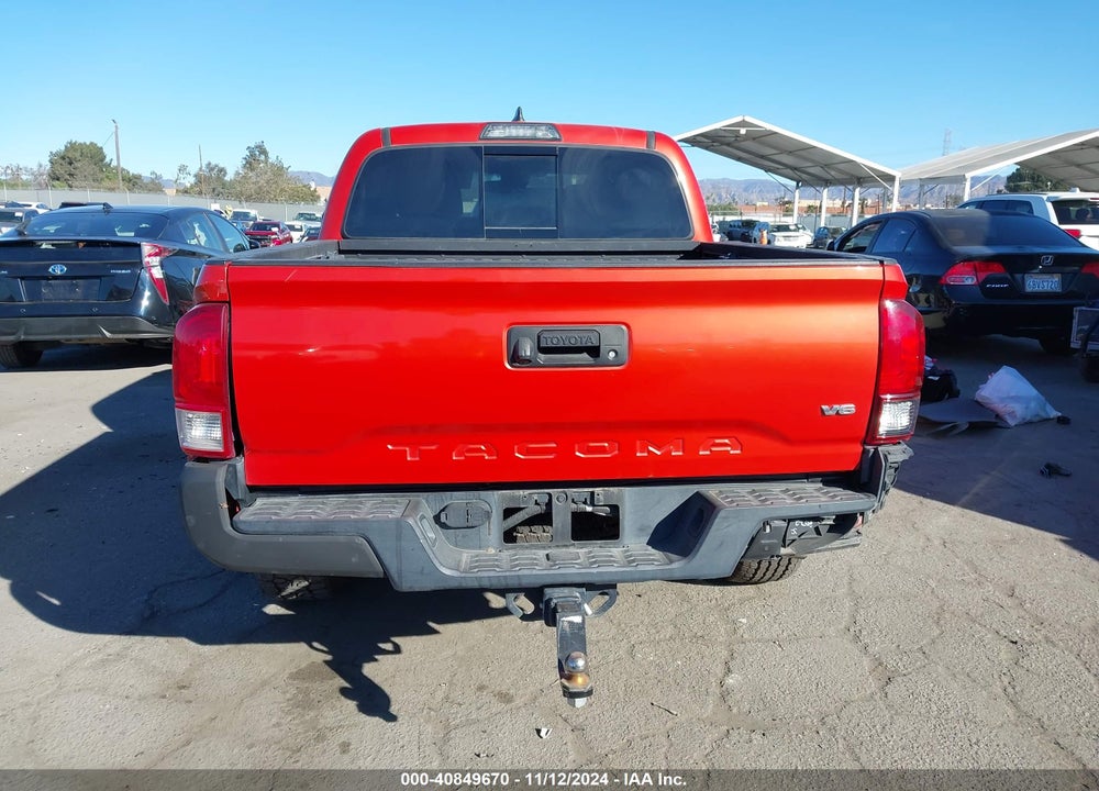 2018 TOYOTA TACOMA TRD OFF ROAD VIN: 3TMAZ5CN6JM076710