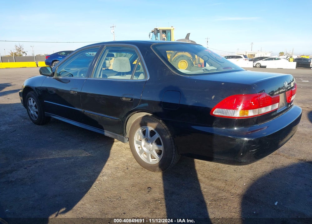 2002 HONDA ACCORD 2.3 SE VIN: JHMCG56752C034610