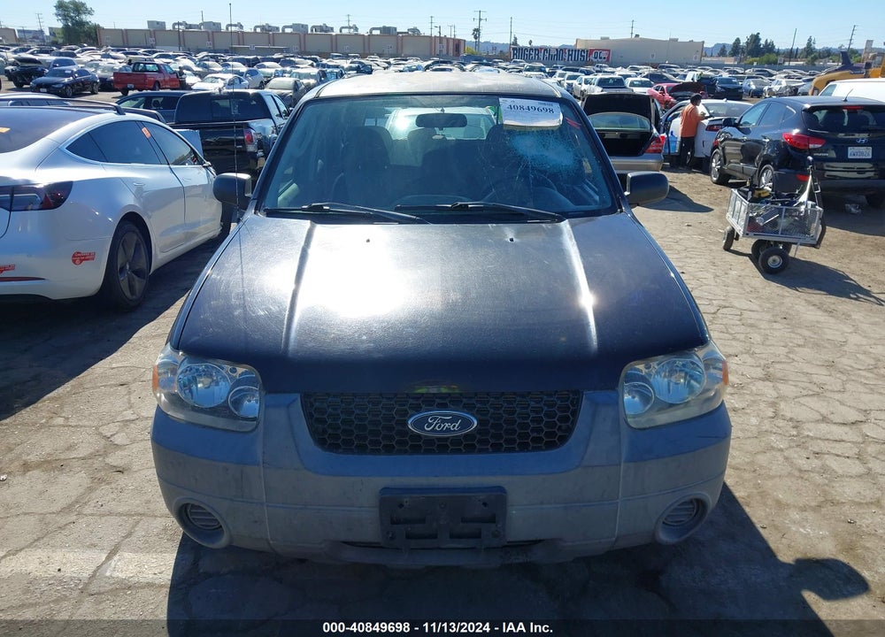 2005 FORD ESCAPE XLS VIN: 1FMYU02Z55KA48426