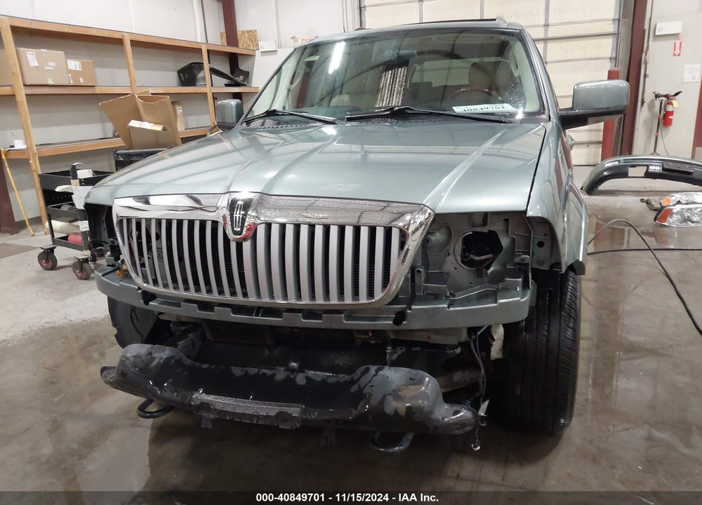 2005 LINCOLN NAVIGATOR VIN: 5LMFU28535LJ06645