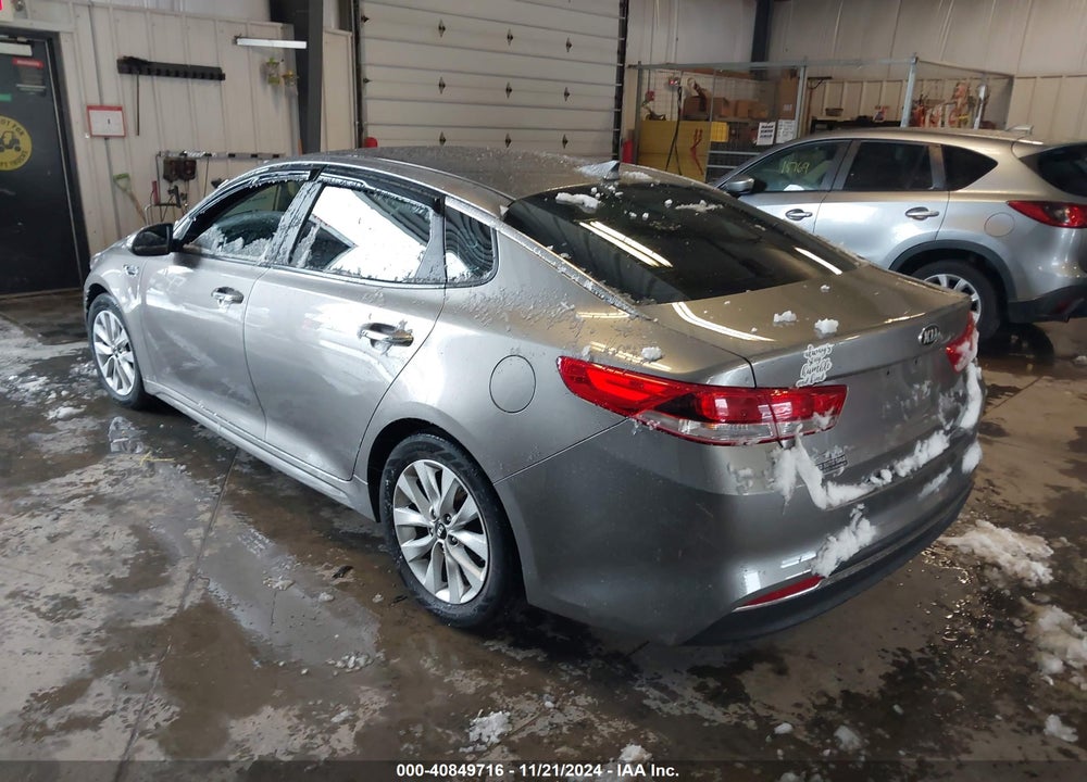 2016 KIA OPTIMA LX VIN: 5XXGT4L32GG002392