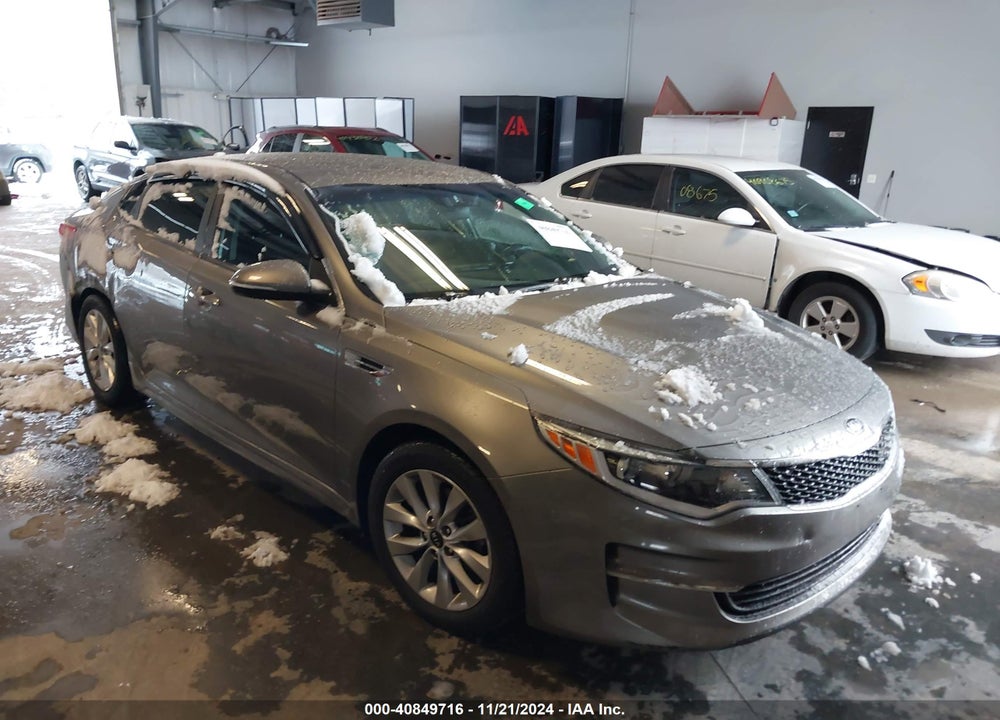 2016 KIA OPTIMA LX VIN: 5XXGT4L32GG002392