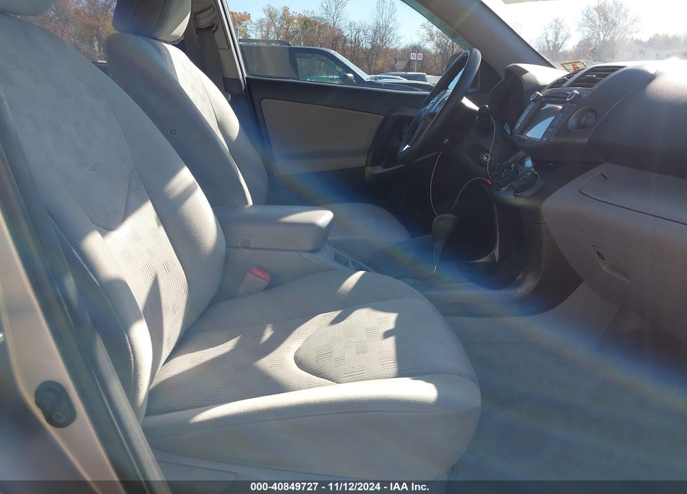 2011 TOYOTA RAV4 VIN: 2T3BF4DV6BW115205
