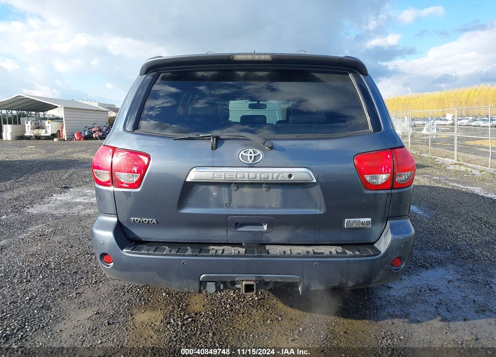 2010 TOYOTA SEQUOIA PLATINUM 5.7L V8 VIN: 5TDDY5G18AS037916
