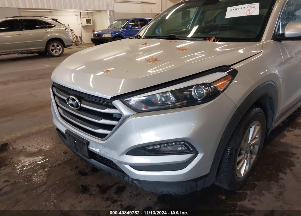 2018 HYUNDAI TUCSON SEL VIN: KM8J33A40JU700511