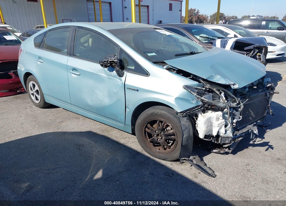 2013 TOYOTA PRIUS THREE VIN: JTDKN3DUXD1662547