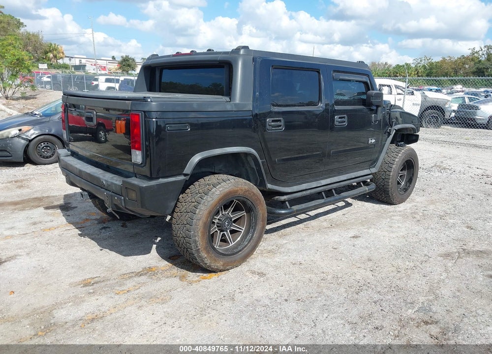 2007 HUMMER H2 SUT VIN: 5GRGN22U77H109271