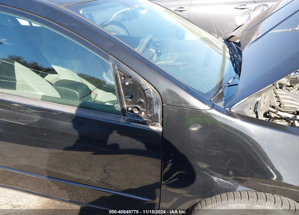 2011 NISSAN SENTRA 2.0 VIN: 3N1AB6AP5BL653915