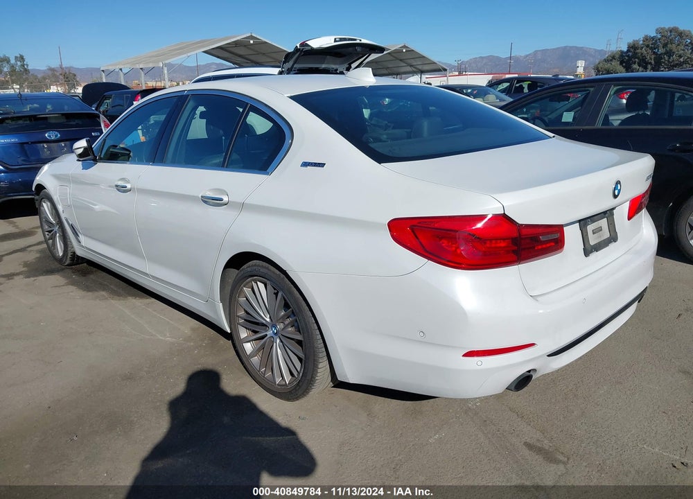 2018 BMW 530E IPERFORMANCE VIN: WBAJA9C59JB250613