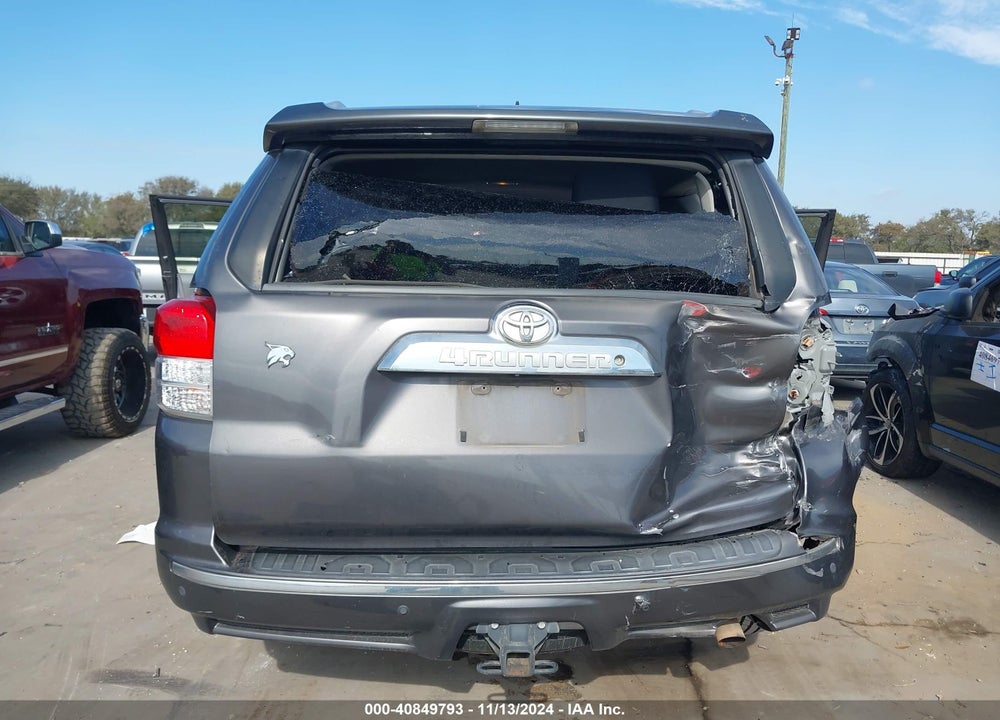 2013 TOYOTA 4RUNNER SR5 VIN: JTEZU5JR8D5052373