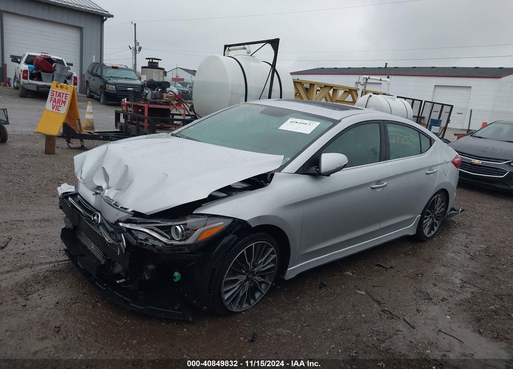 2018 HYUNDAI ELANTRA VIN: KMHD04LB0JU479984