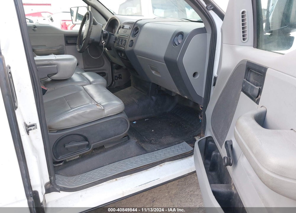 2008 FORD F-150 XL VIN: 1FTRF12268KE23904