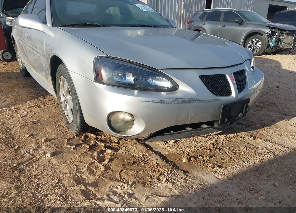 2005 PONTIAC GRAND PRIX VIN: 2G2WP522851145126