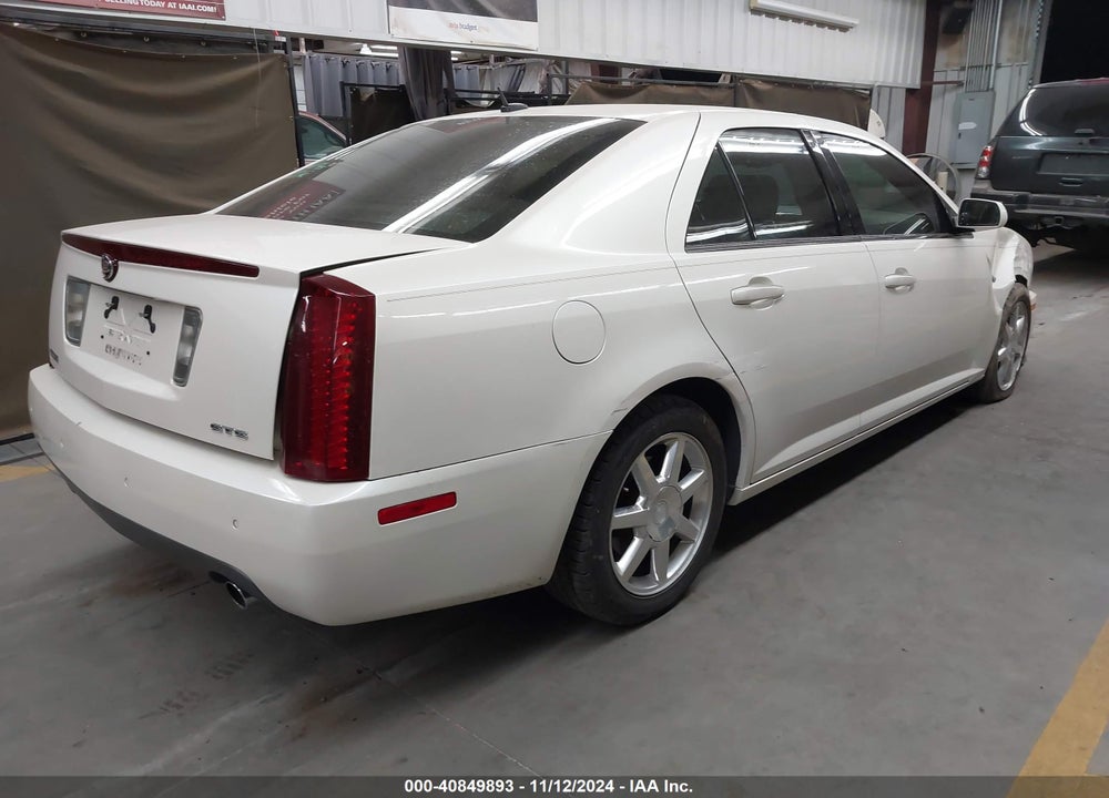 2005 CADILLAC STS V8 VIN: 1G6DC67A050224275