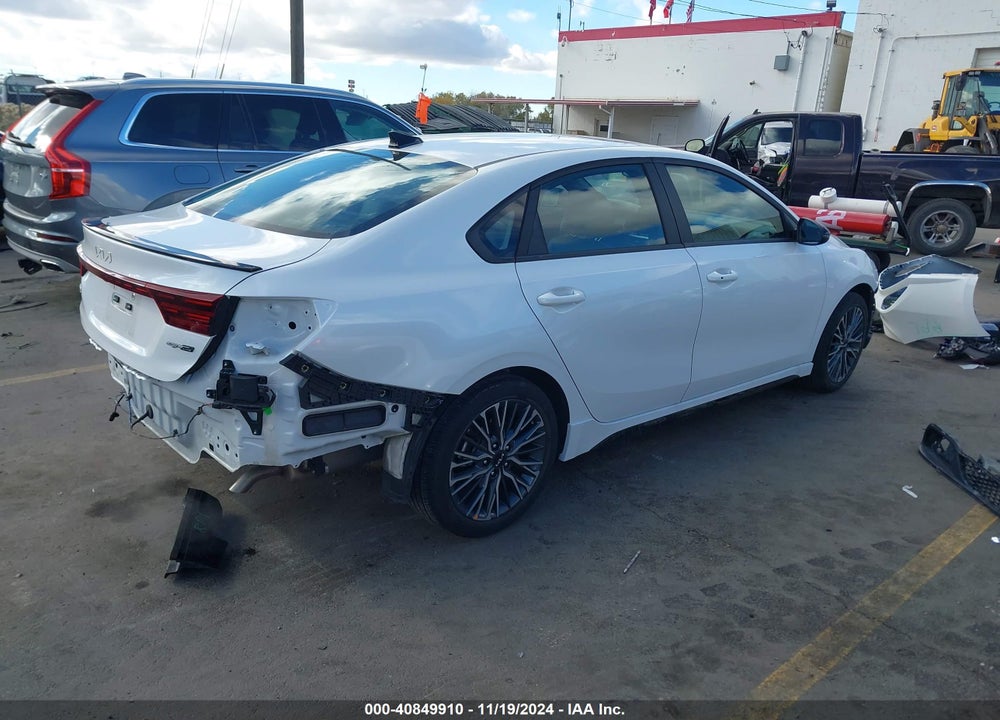 2024 KIA FORTE GT LINE VIN: 3KPF54AD6RE717706
