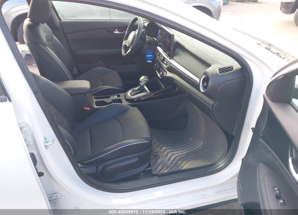 2024 KIA FORTE GT LINE VIN: 3KPF54AD6RE717706