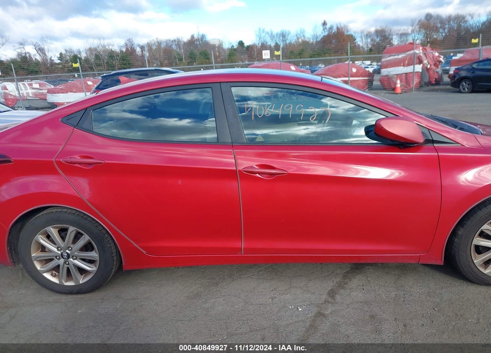 2016 HYUNDAI ELANTRA VIN: KMHDH4AE3GU517884