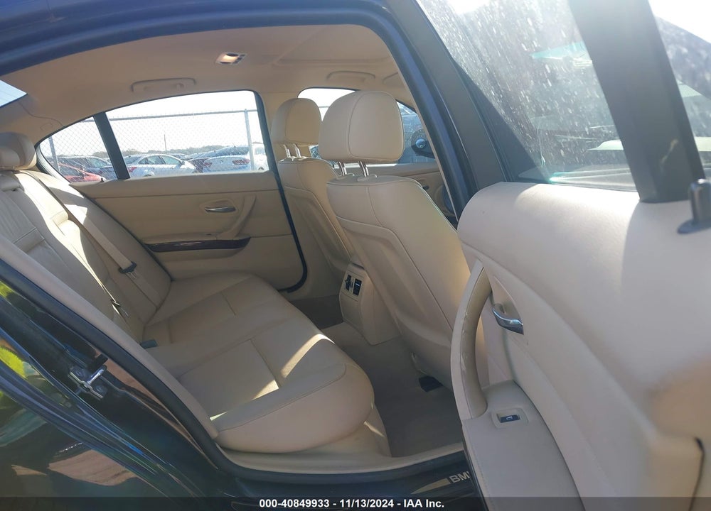 2010 BMW 328I VIN: WBAPH7G58ANM52653