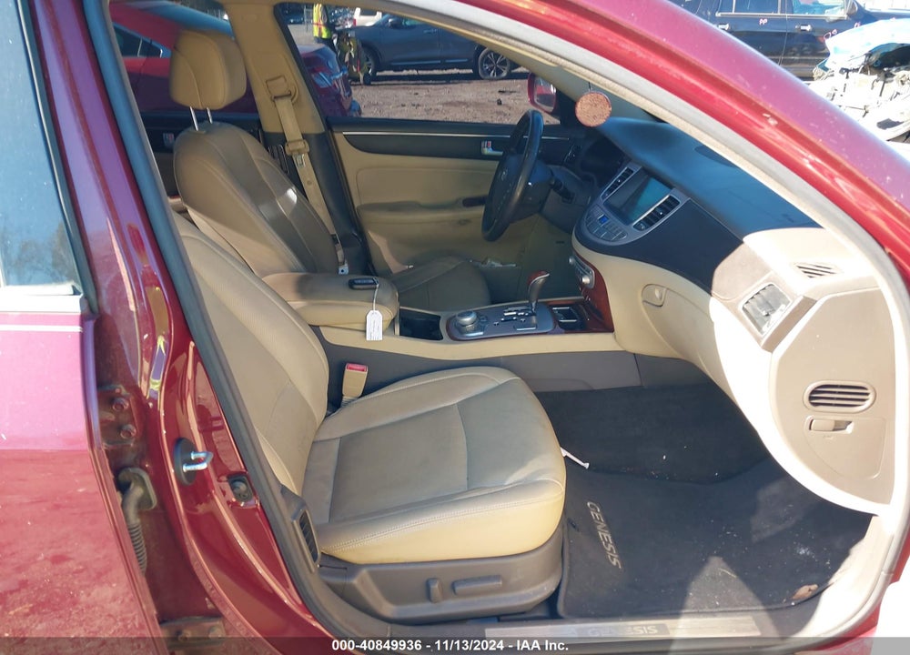 2013 HYUNDAI GENESIS 3.8 VIN: KMHGC4DDXDU221044