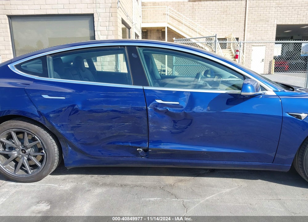 2018 TESLA MODEL 3 LONG RANGE/MID RANGE VIN: 5YJ3E1EA2JF125025