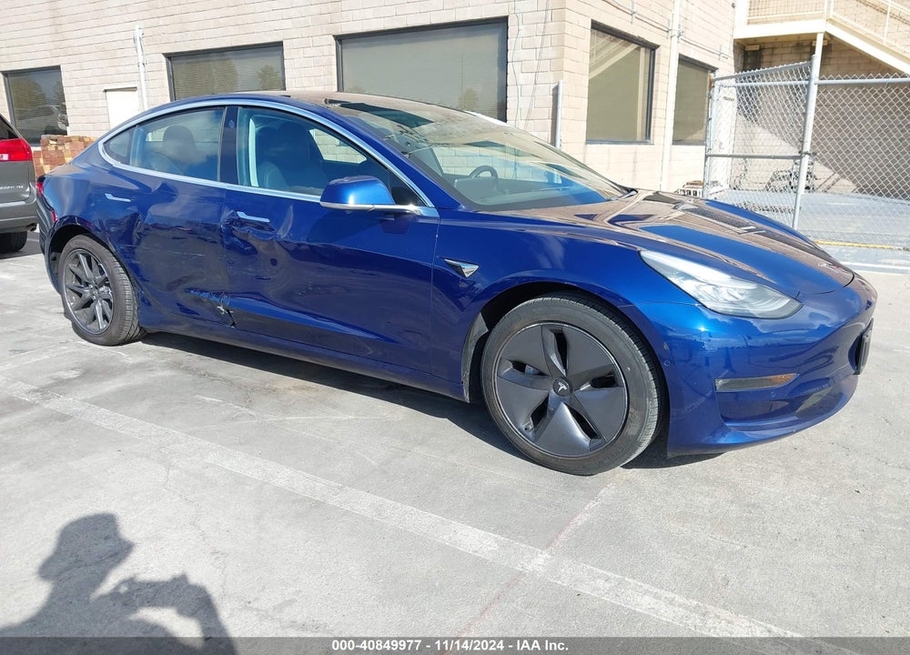 2018 TESLA MODEL 3 LONG RANGE/MID RANGE VIN: 5YJ3E1EA2JF125025