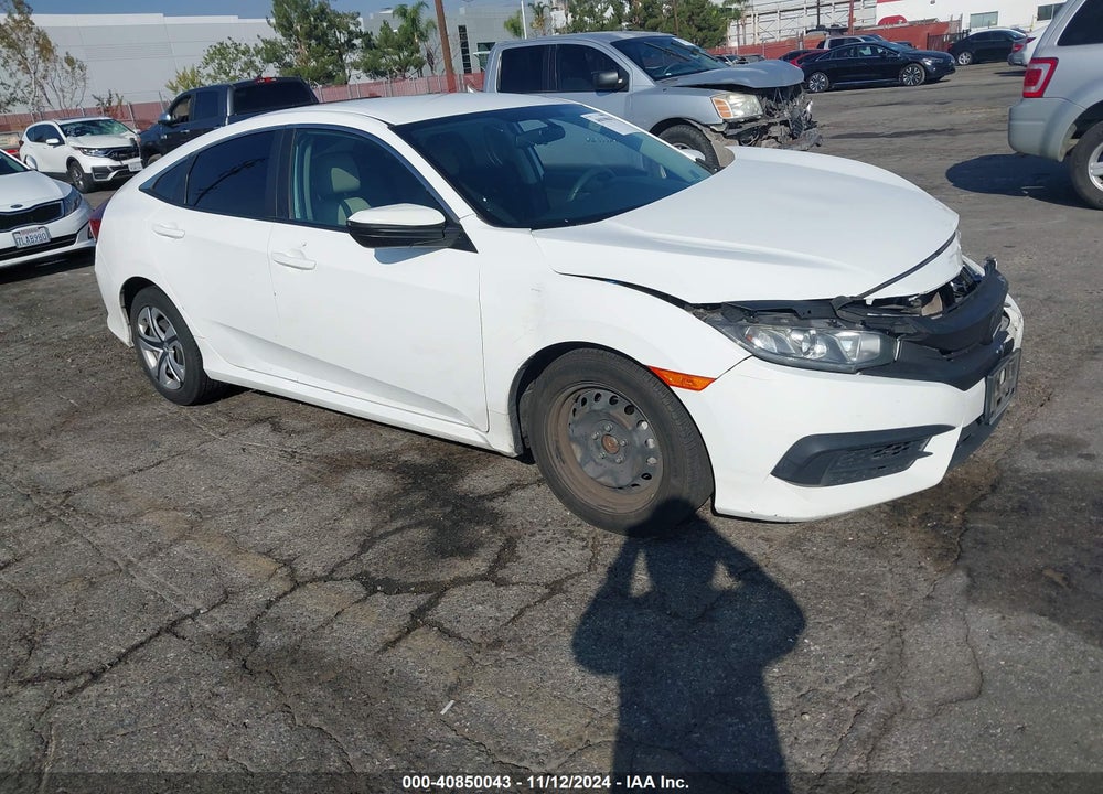 2018 HONDA CIVIC LX VIN: 2HGFC2F56JH502719