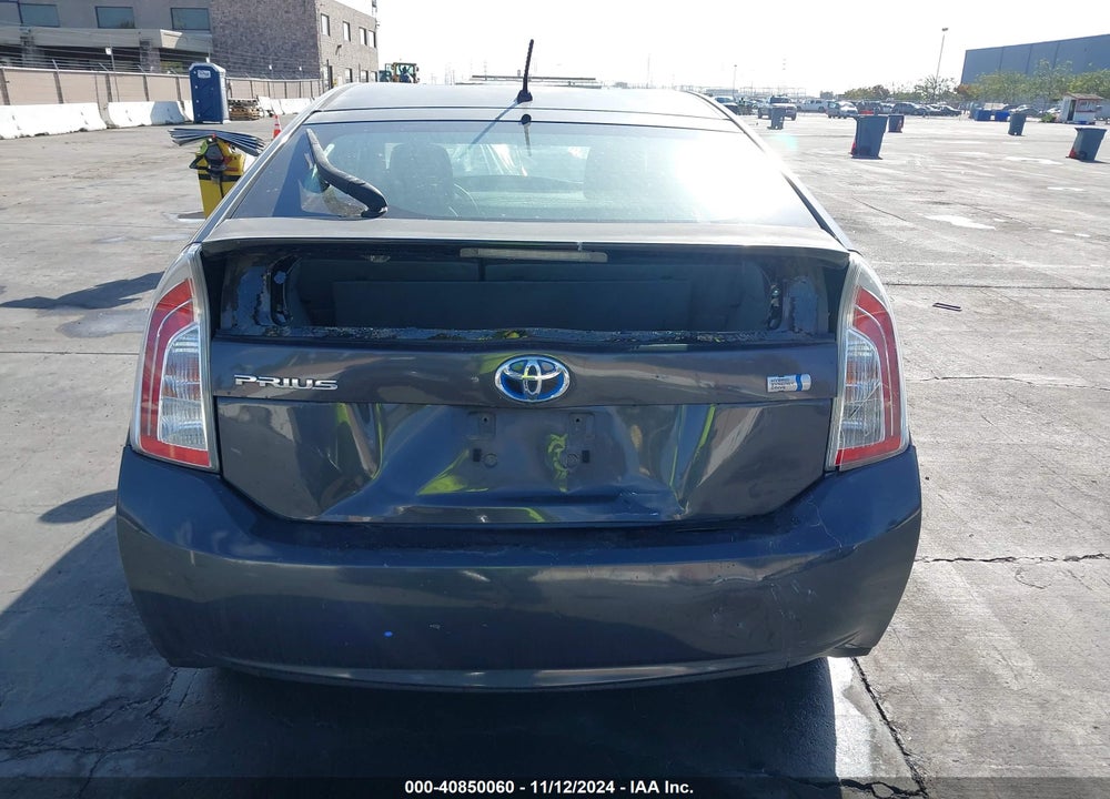 2013 TOYOTA PRIUS TWO VIN: JTDKN3DU5D5559643