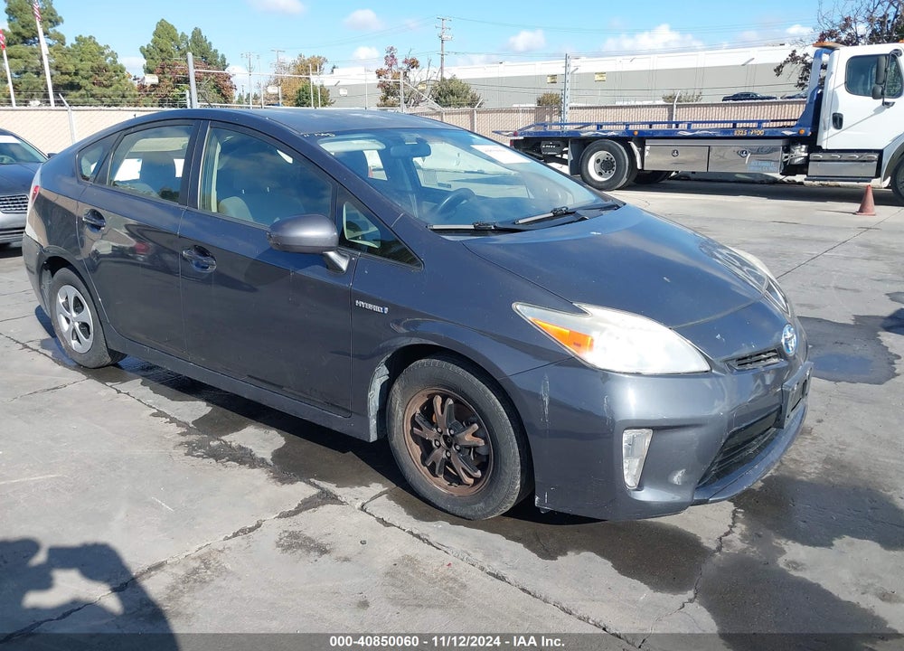 2013 TOYOTA PRIUS TWO VIN: JTDKN3DU5D5559643