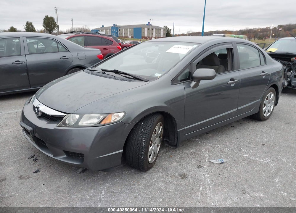 2010 HONDA CIVIC LX VIN: 19XFA1F52AE083181