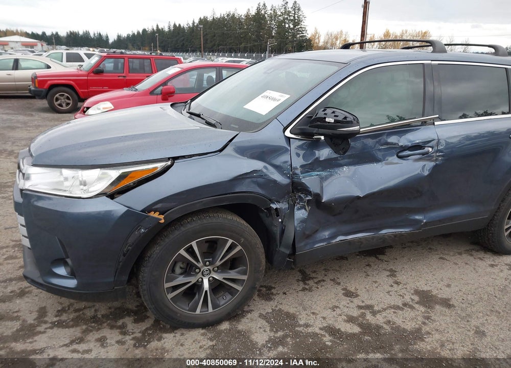 2019 TOYOTA HIGHLANDER LE VIN: 5TDZZRFH7KS322424