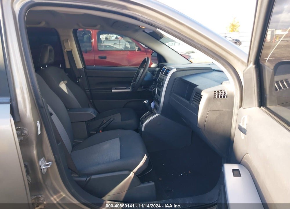 2008 JEEP COMPASS SPORT VIN: 1J8FF47W58D691324