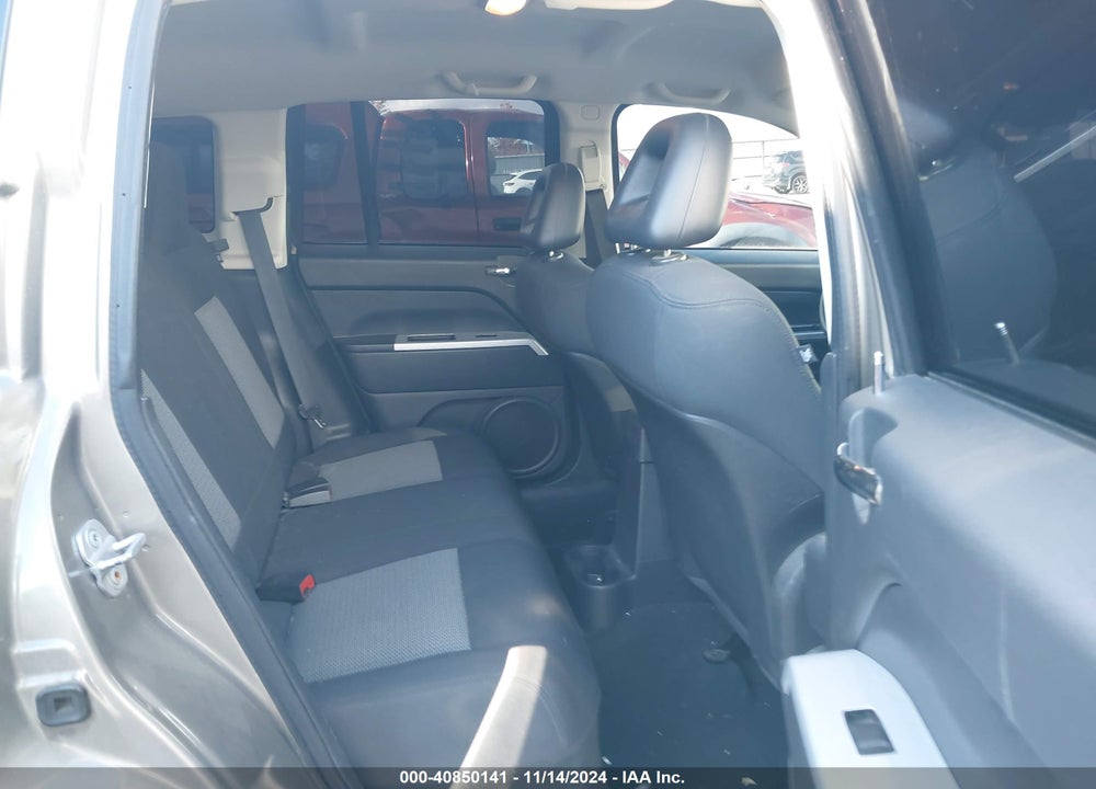 2008 JEEP COMPASS SPORT VIN: 1J8FF47W58D691324