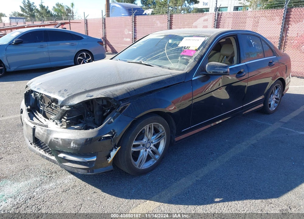 2014 MERCEDES-BENZ C 250 LUXURY/SPORT VIN: WDDGF4HB5EG234732