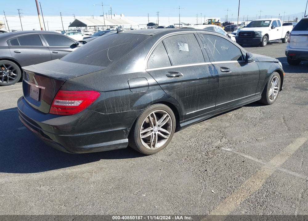 2014 MERCEDES-BENZ C 250 LUXURY/SPORT VIN: WDDGF4HB5EG234732