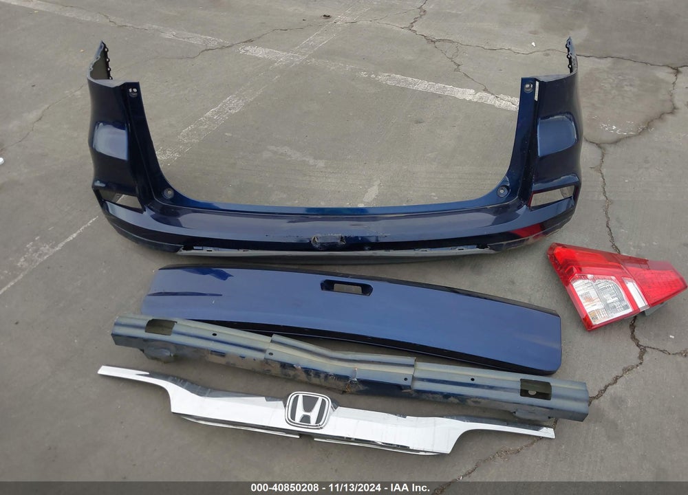 2015 HONDA CR-V LX VIN: 3CZRM3H38FG706644