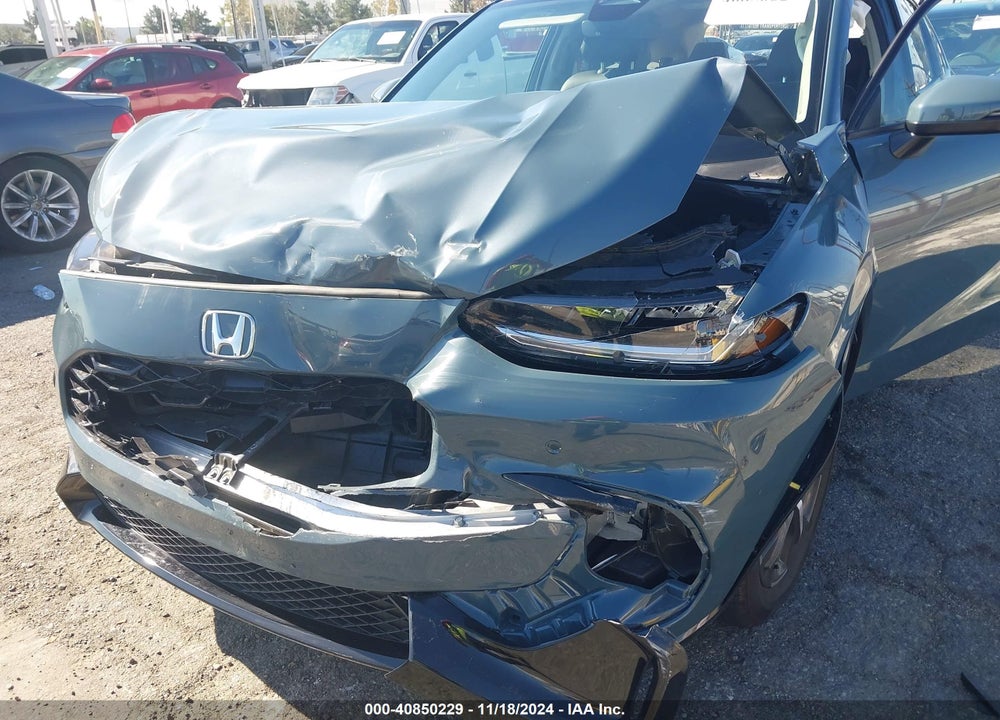 2023 HONDA HR-V 2WD EX-L VIN: 3CZRZ1H75PM738673