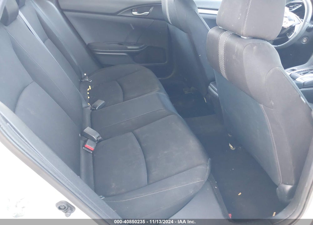 2019 HONDA CIVIC LX VIN: 19XFC2F6XKE030285