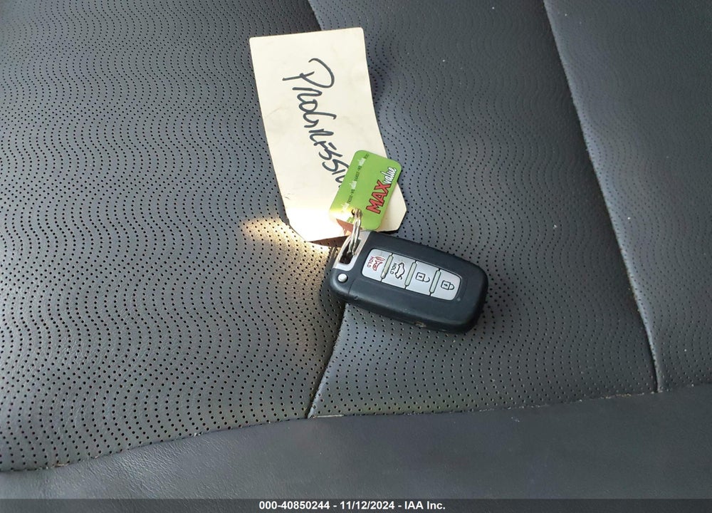 2012 HYUNDAI ELANTRA LIMITED (ULSAN PLANT) VIN: KMHDH4AEXCU253721