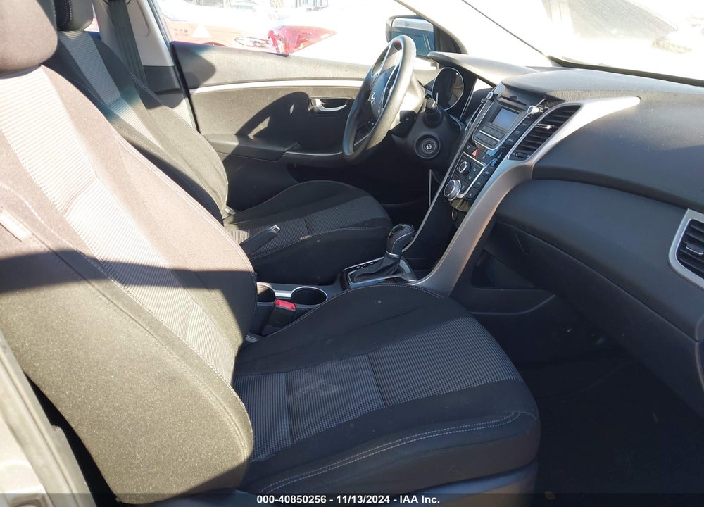 2013 HYUNDAI ELANTRA GT VIN: KMHD35LE8DU109345