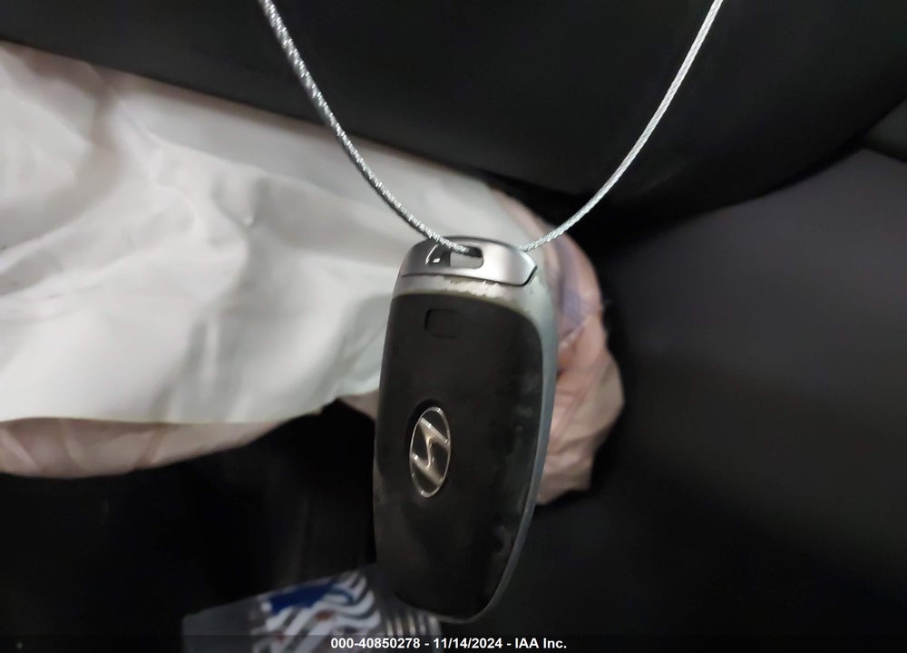 2020 HYUNDAI SONATA VIN: 5NPEH4J2XLH060705