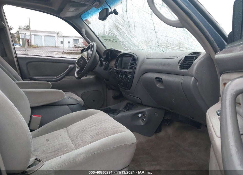 2005 TOYOTA TUNDRA SR5 V8 VIN: 5TBDT44115S481618
