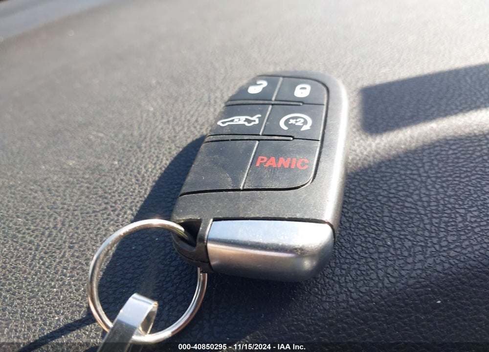 2020 DODGE CHARGER R/T VIN: 2C3CDXCTXLH202820