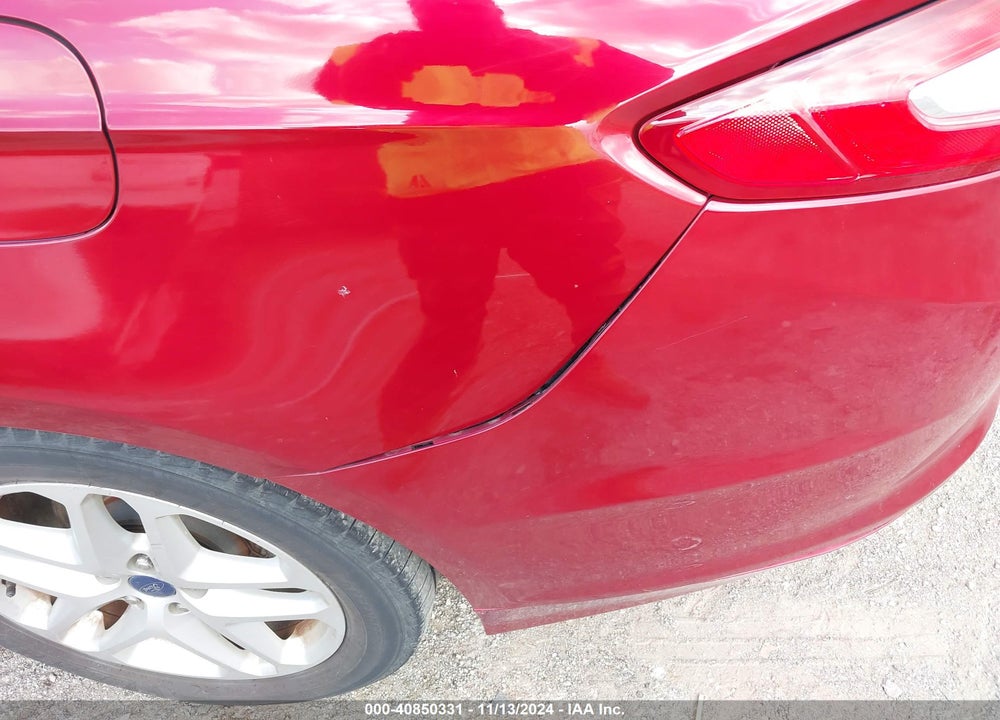 2015 FORD FUSION VIN: 1FA6P0H79F5111087