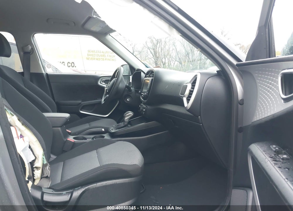 2023 KIA SOUL LX VIN: KNDJ23AU3P7883286